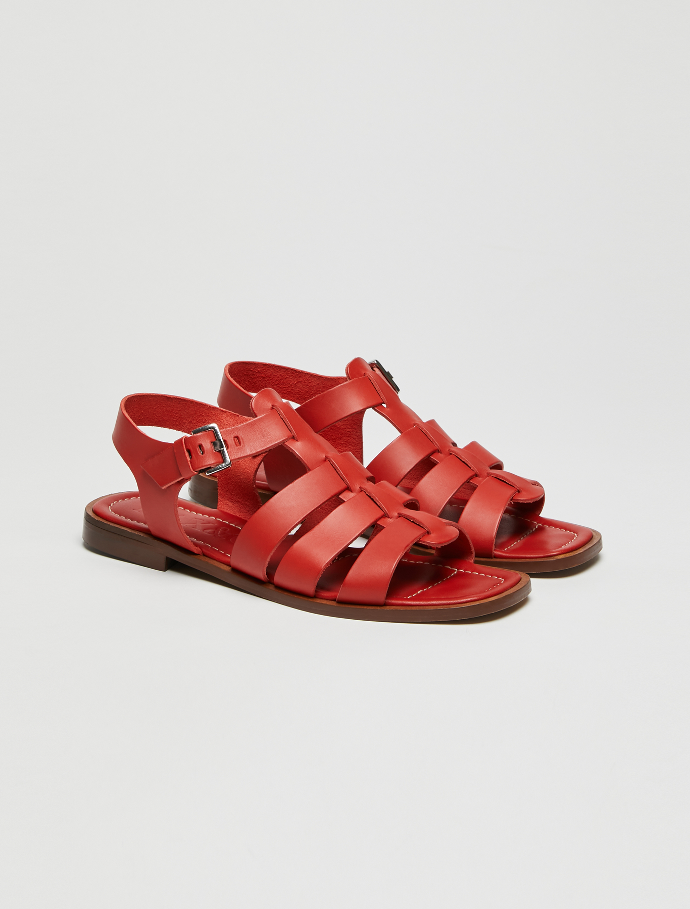 Flat leather sandals, red - MaxCo. Flat leather sandals, red - MaxCo.