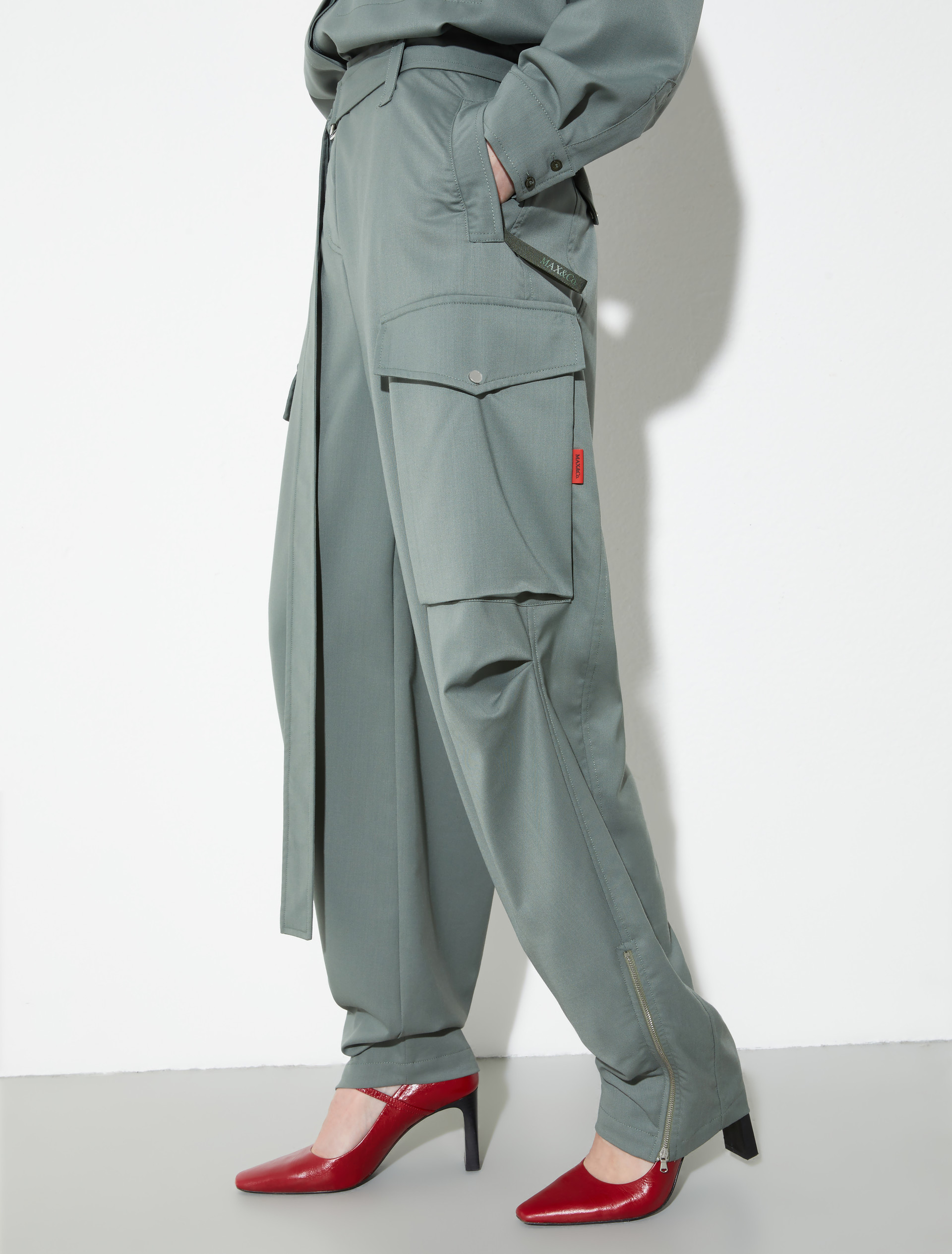 Sartorial Shifts cargo trousers, green | MAX&Co. Sartorial Shifts cargo trousers - GREEN - MAX&Co. - 3
