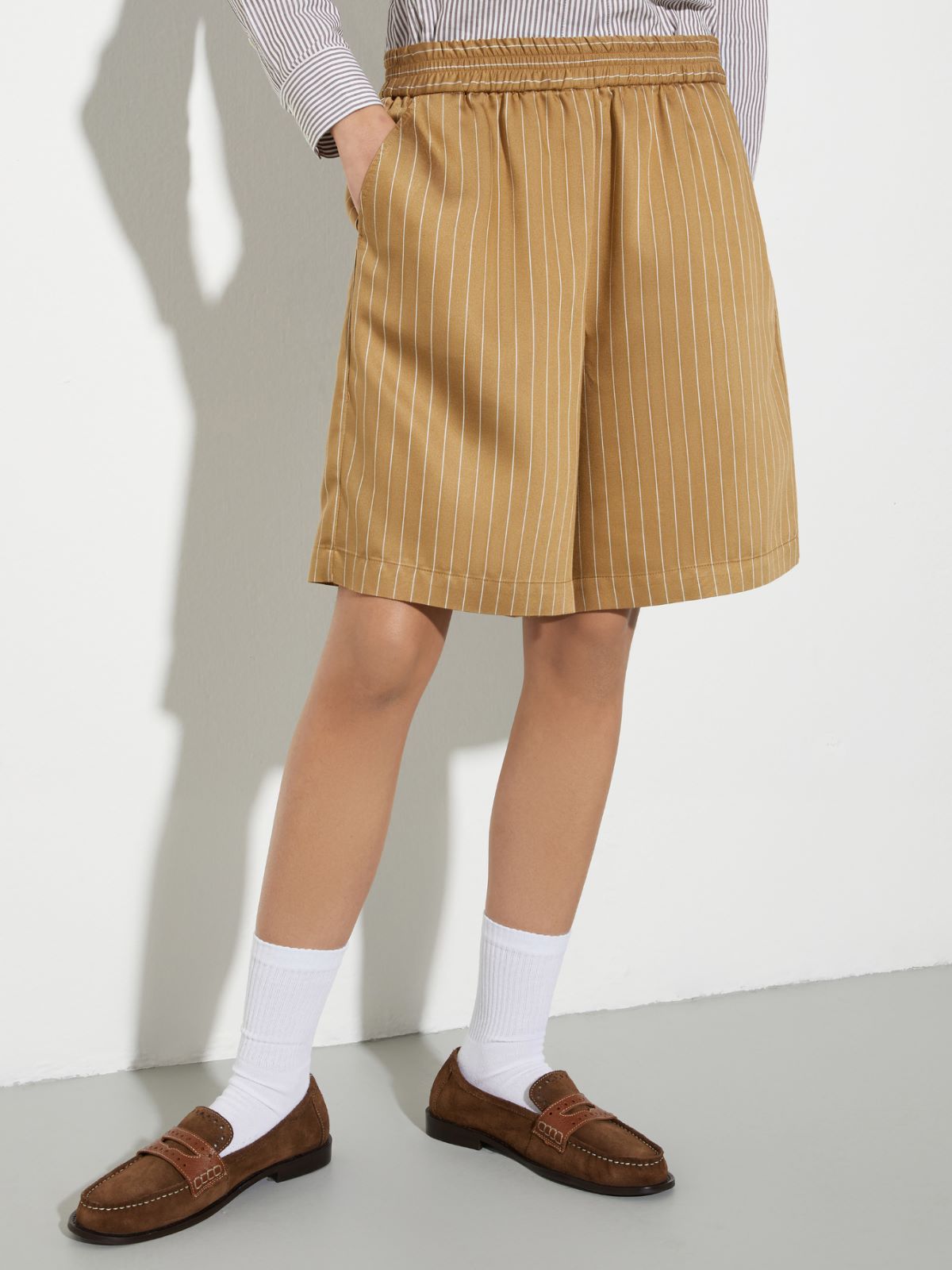 Pinstripe fluid twill shorts - OCHRE - MAX&Co.