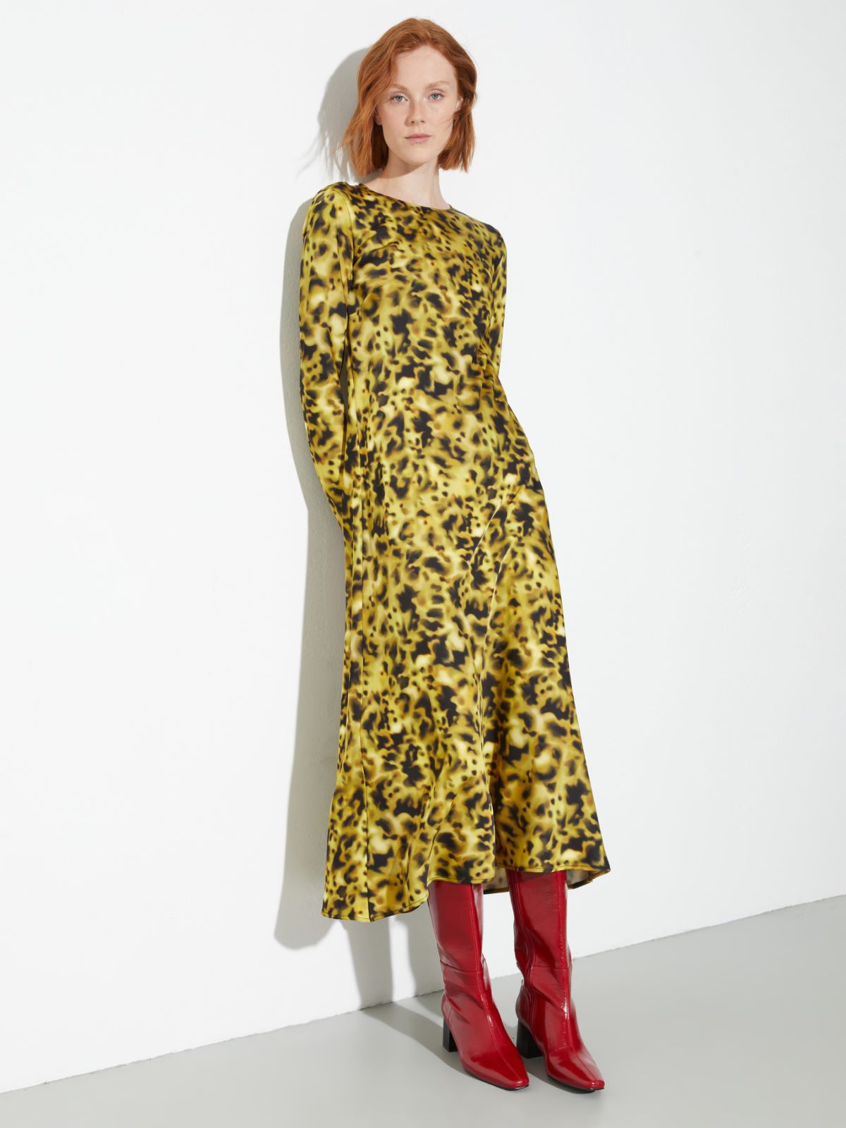 Fluid satin midi shift dress - OCHRE - MAX&Co.
