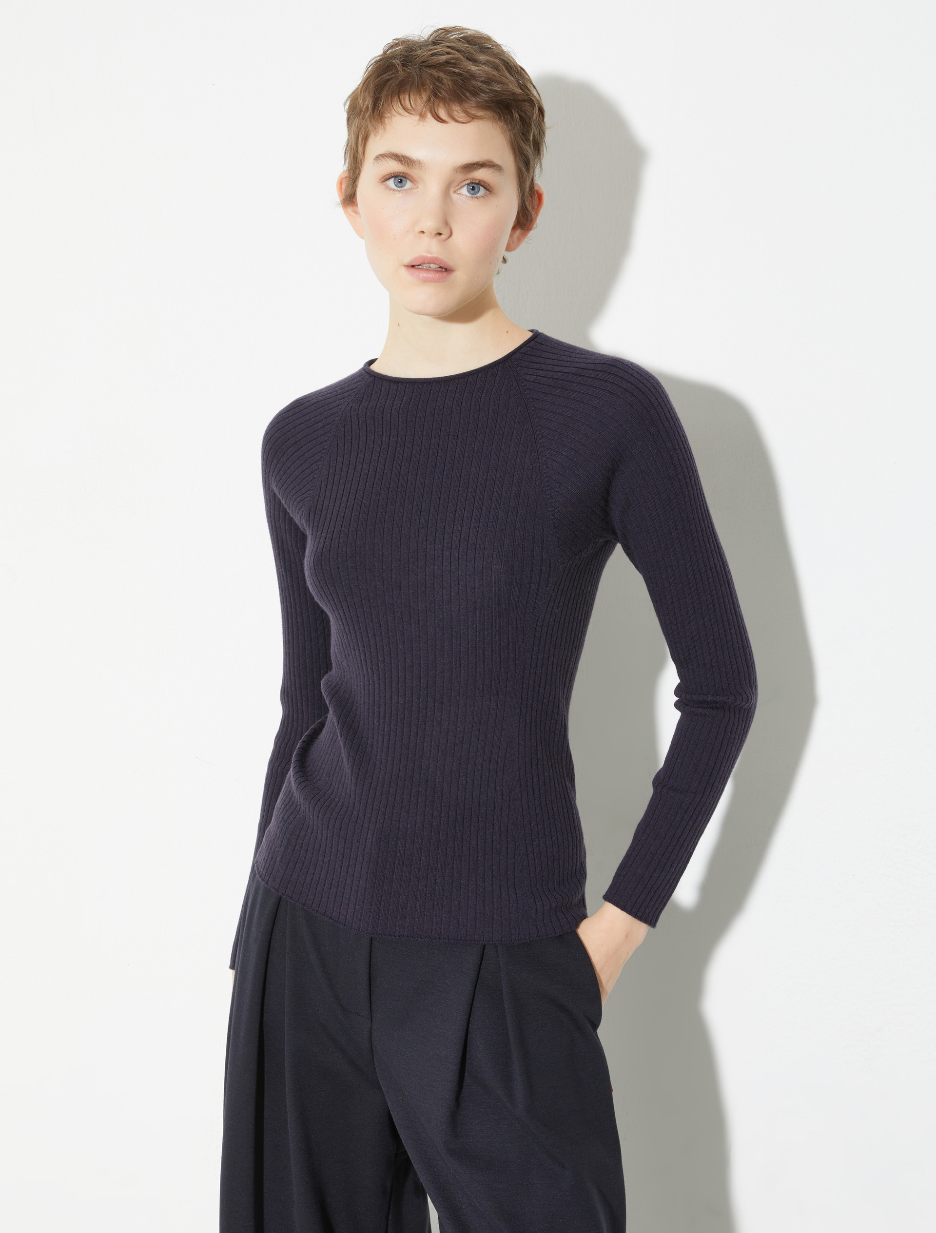 Jersey ajustado de lana pura, azul | MAX&Co. Jersey ajustado de lana pura - AZUL - MAX&Co.