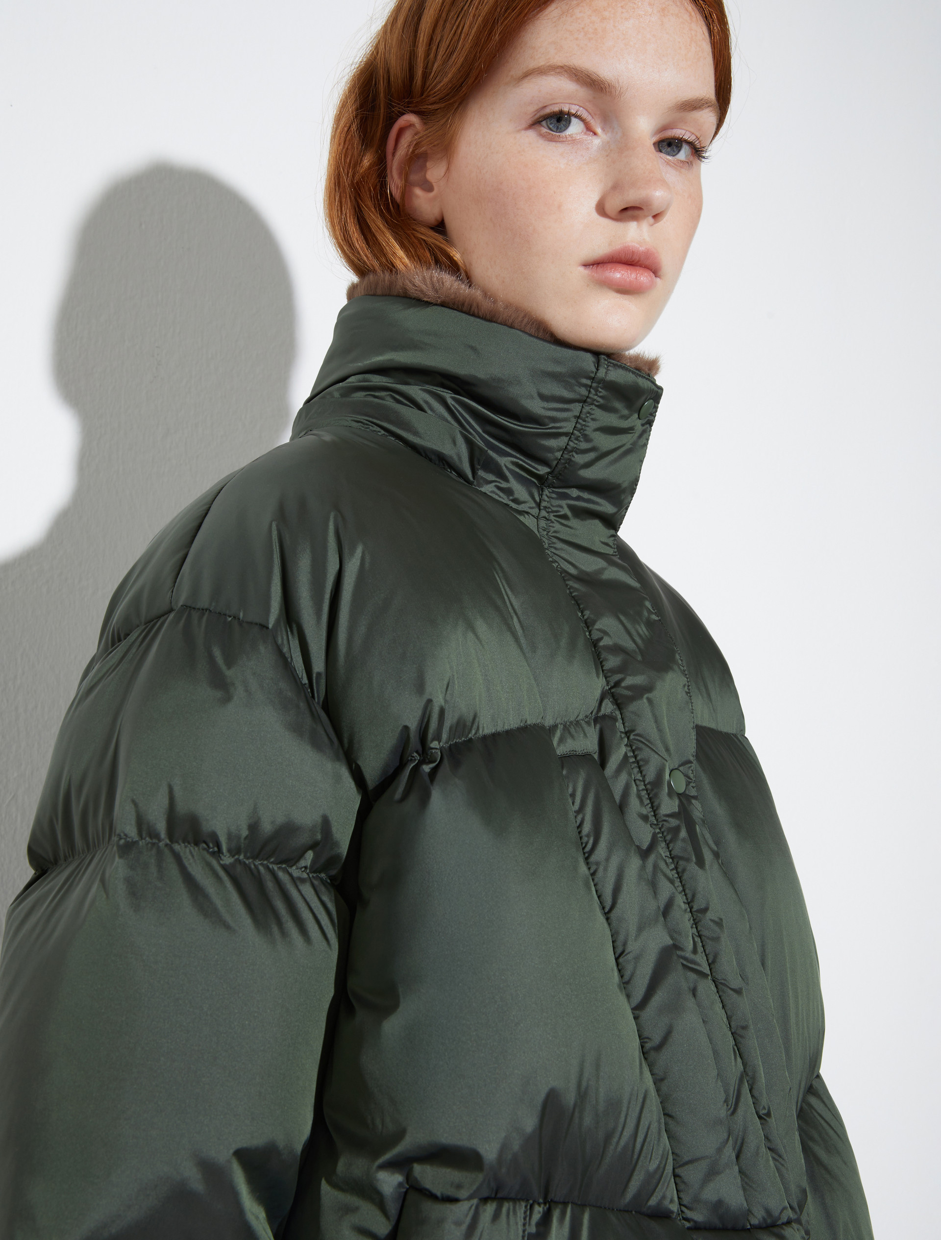 Oversized hooded down jacket, green | MAX&Co. Oversized hooded down jacket - GREEN - MAX&Co. - 3