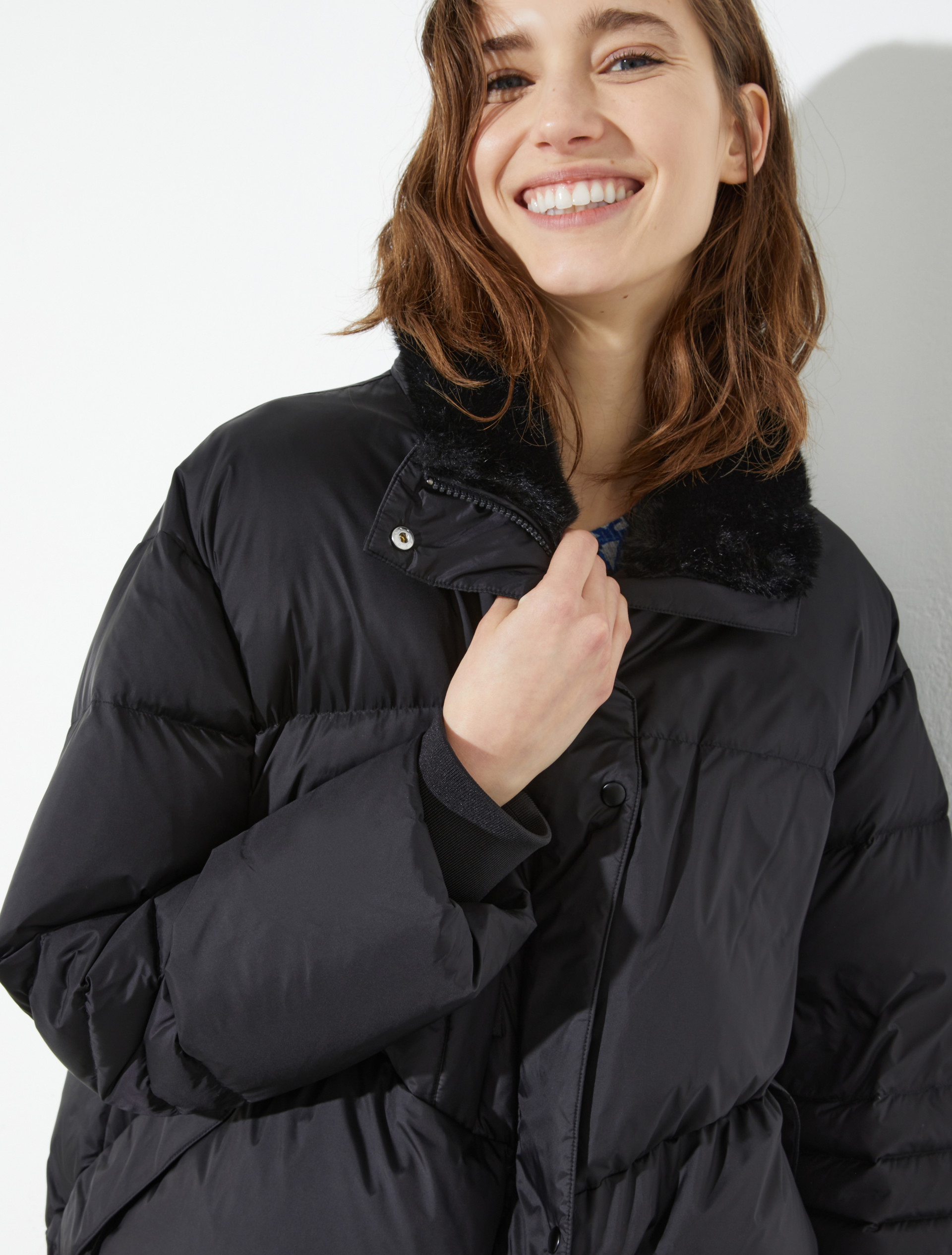 Oversized hooded down jacket, black | MAX&Co. Oversized hooded down jacket - BLACK - MAX&Co. - 3