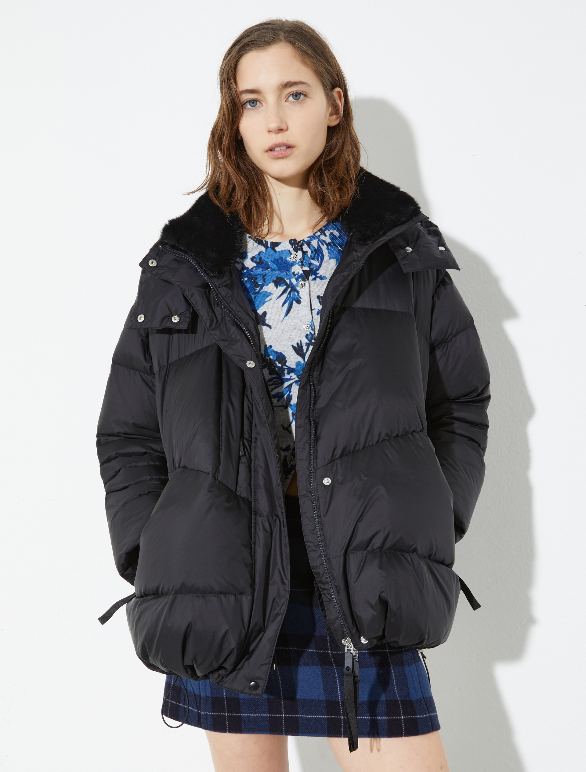 Oversized hooded down jacket, black | MAX&Co. Oversized hooded down jacket - BLACK - MAX&Co.