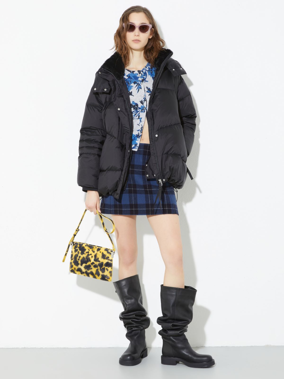 Oversized hooded down jacket - BLACK - MAX&Co. - 4