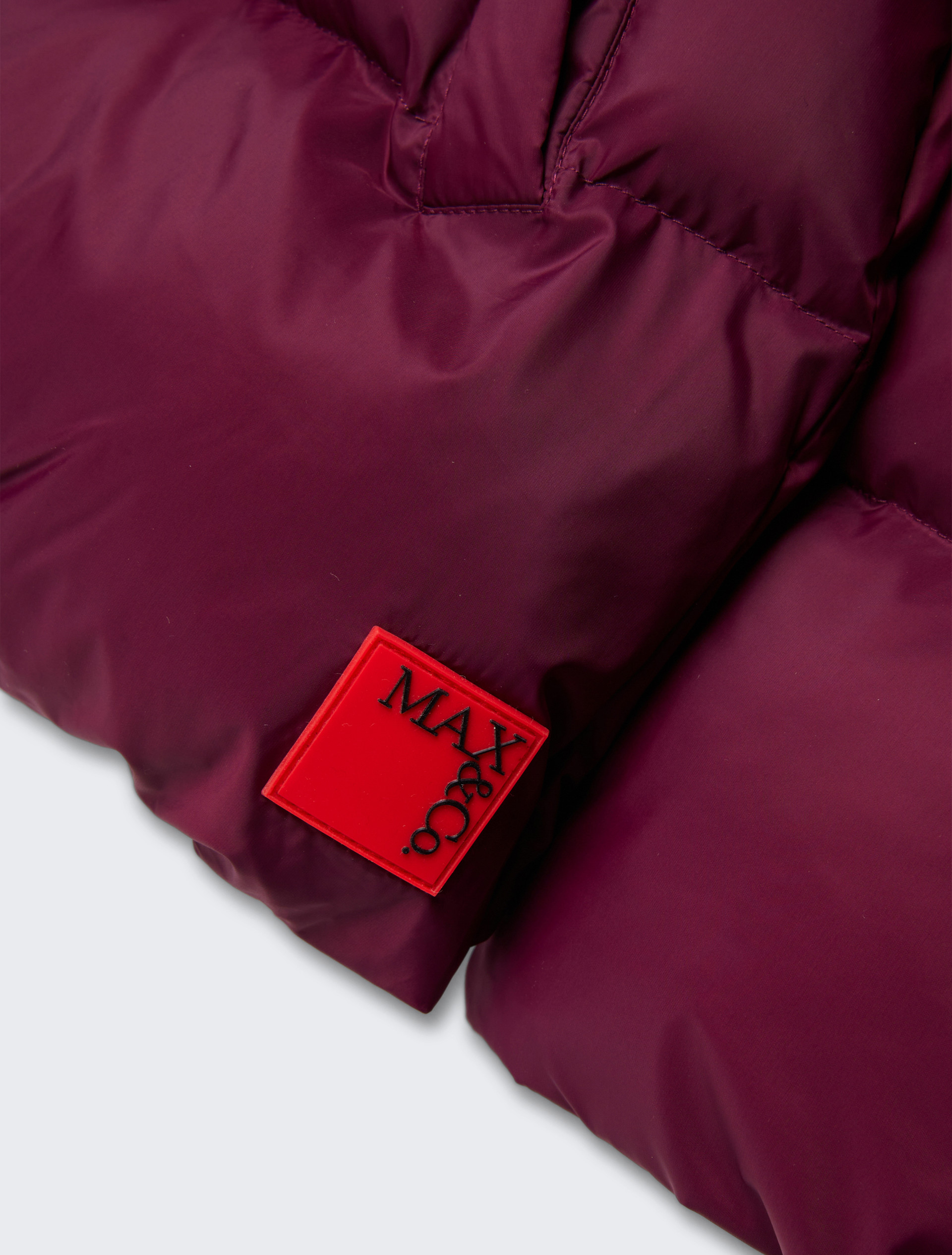 Kurze wattierte Jacke mit Kapuze KID - DUNKEL VIOLETT - MAX&Co. - 5