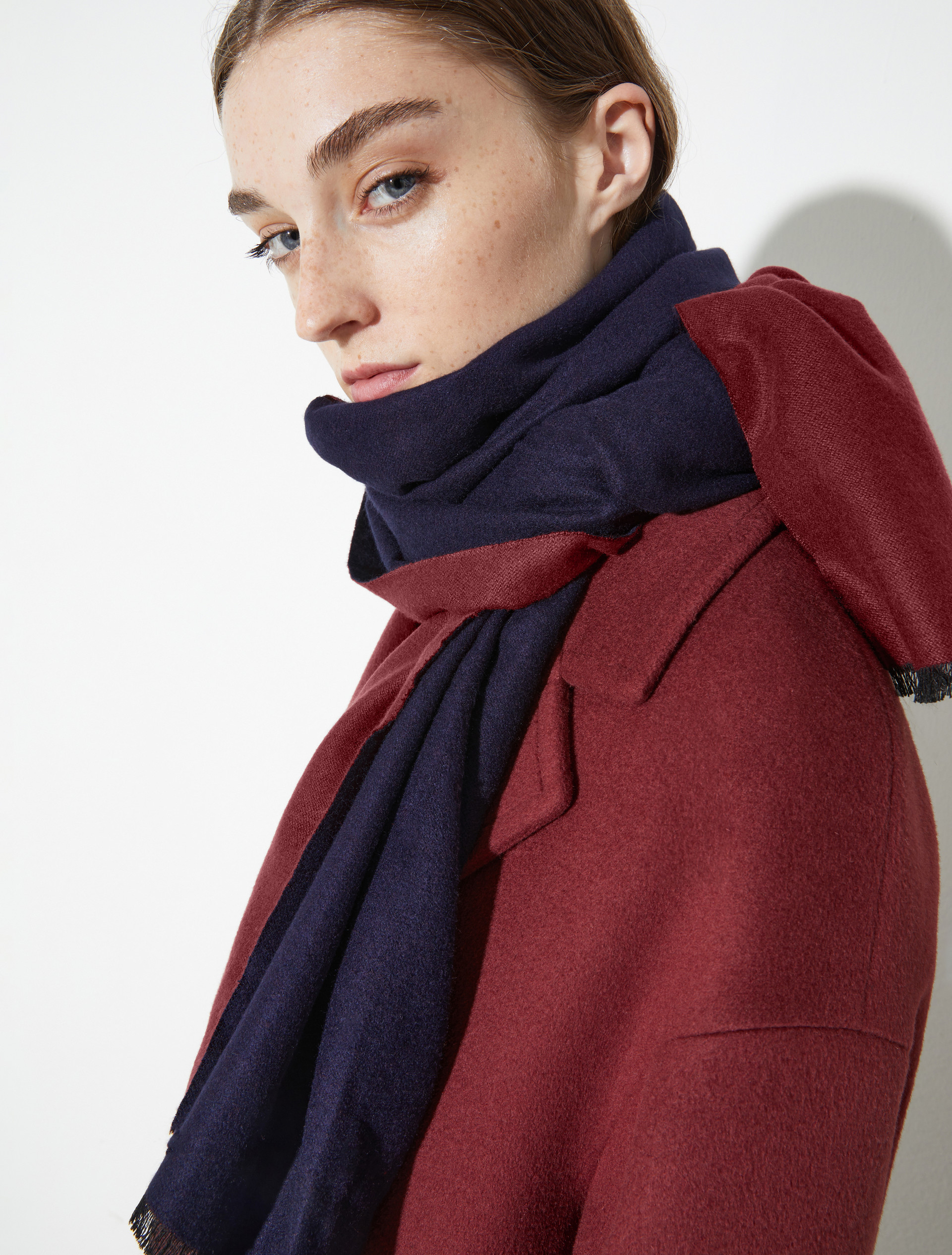 Double-face stole, bordeaux | MAX&Co. Double-face stole - BORDEAUX - MAX&Co. - 3