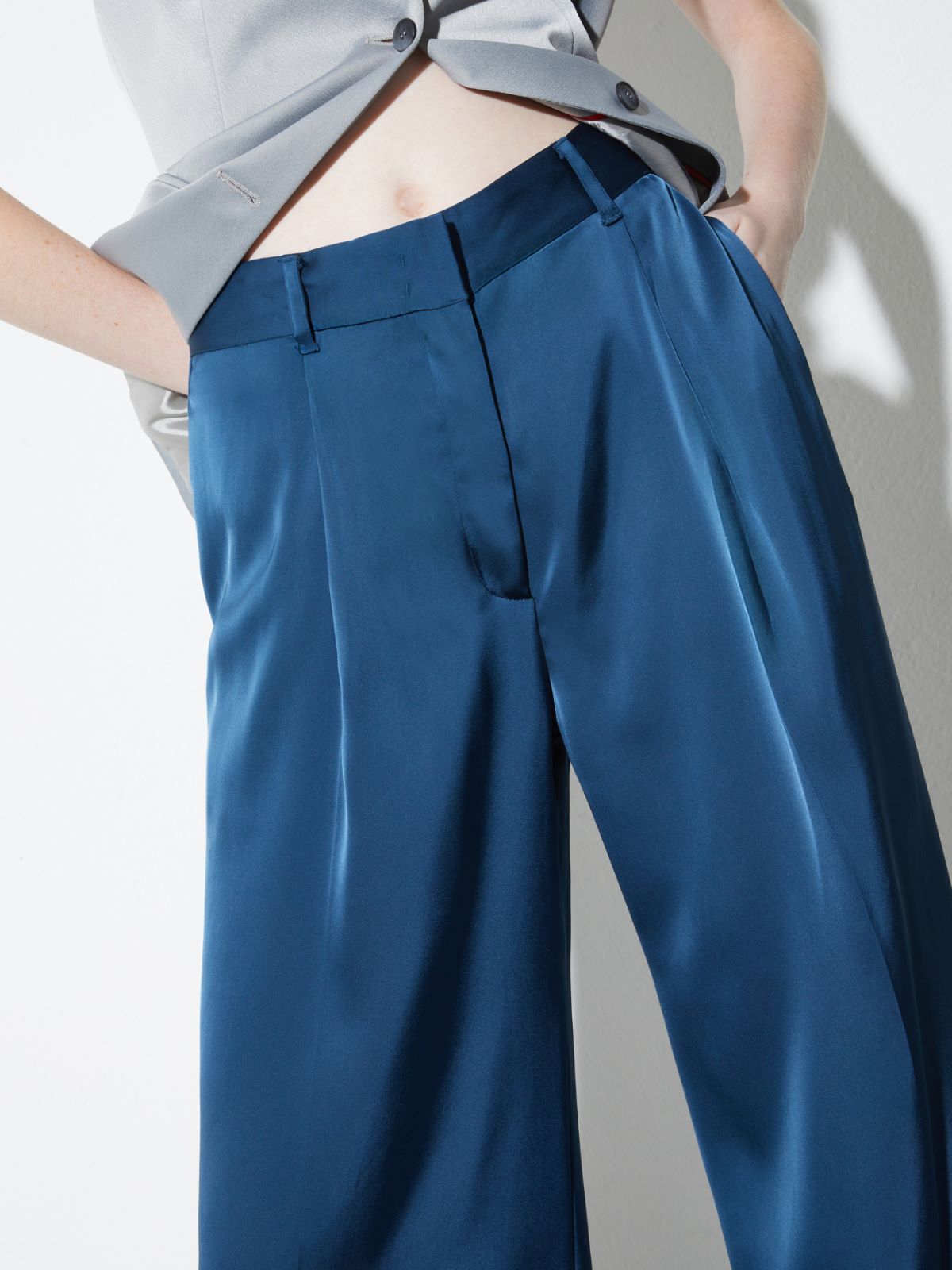 Flowing satin wide-leg trousers - NAVY - MAX&Co. - 3