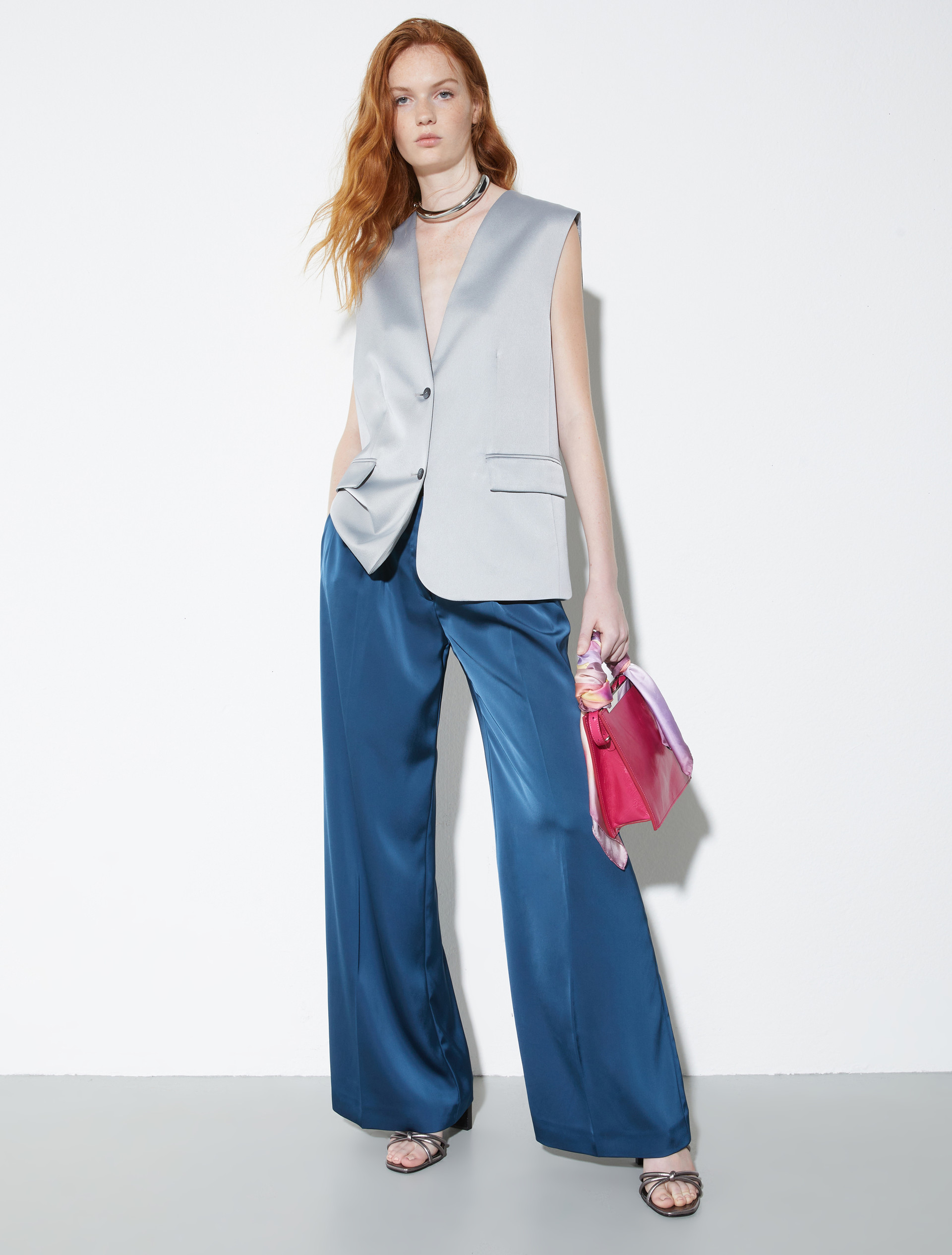 Flowing satin wide-leg trousers, navy | MAX&Co. Flowing satin wide-leg trousers - NAVY - MAX&Co. - 4