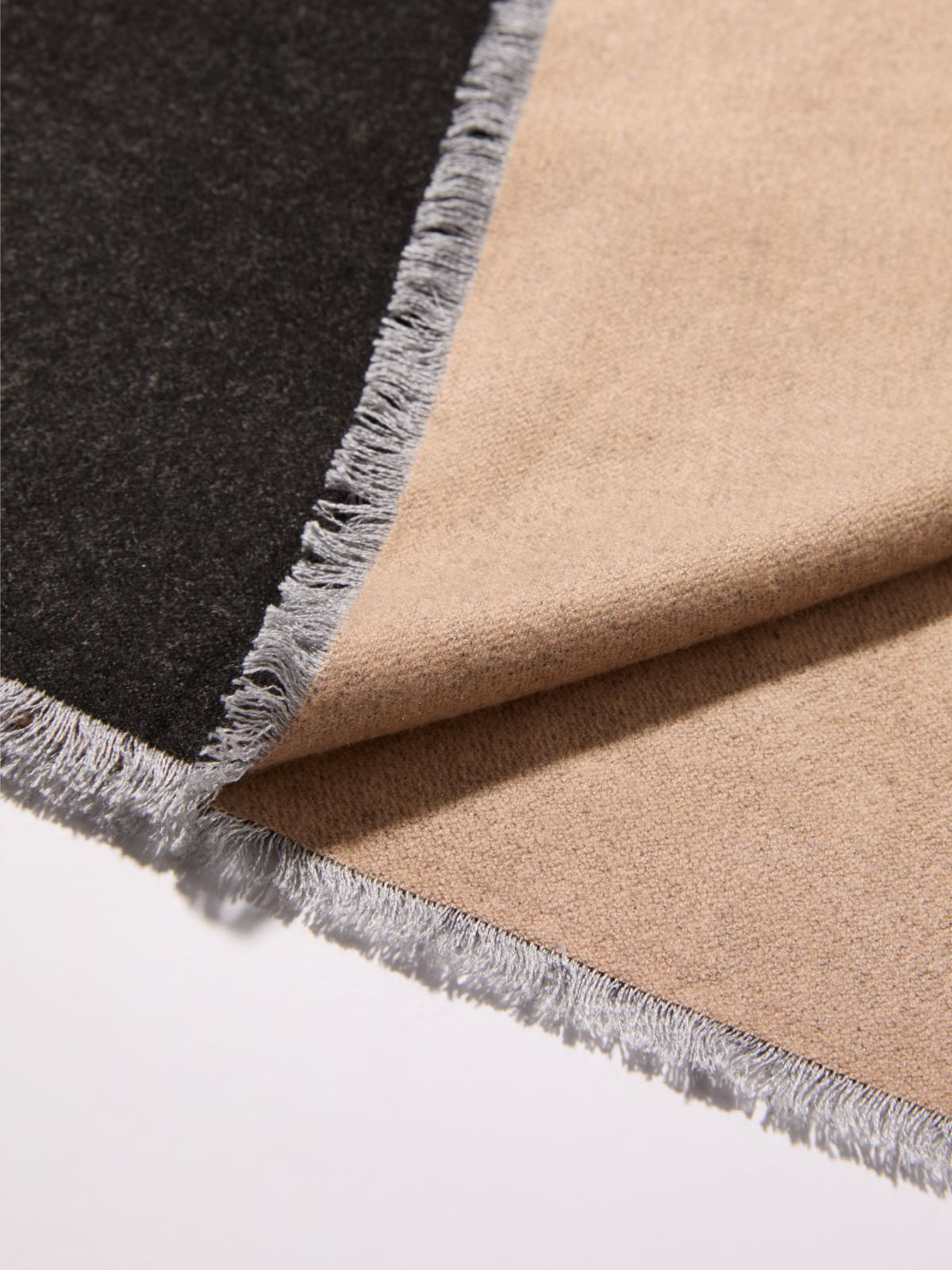 Logo-jacquard stole - CAMEL - MAX&Co. - 2