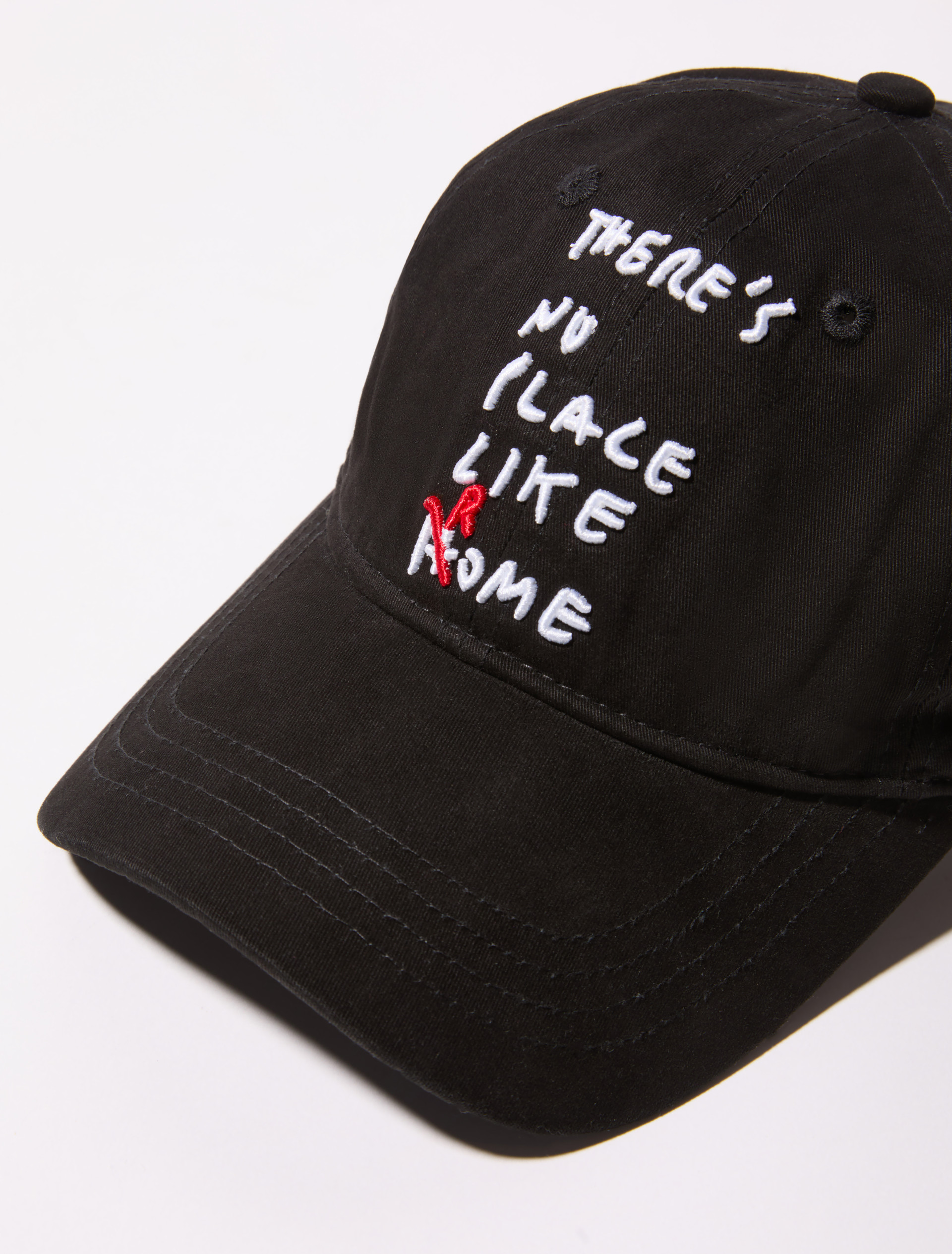 Baseball cap with lettering, black | MAX&Co. Baseball cap with lettering - BLACK - MAX&Co. - 2