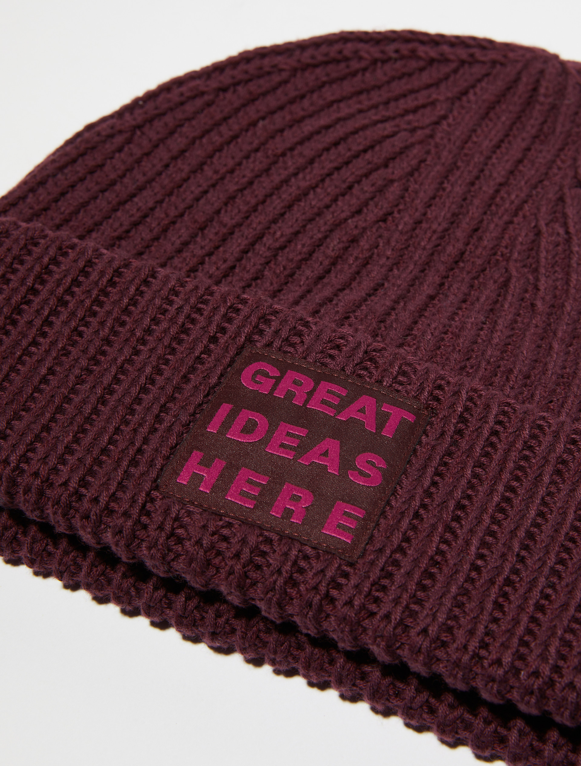 P. Terzini &Co.llaboration beanie, wine-coloured | MAX&Co. P. Terzini &Co.llaboration beanie - WINE-COLOURED - MAX&Co. - 2