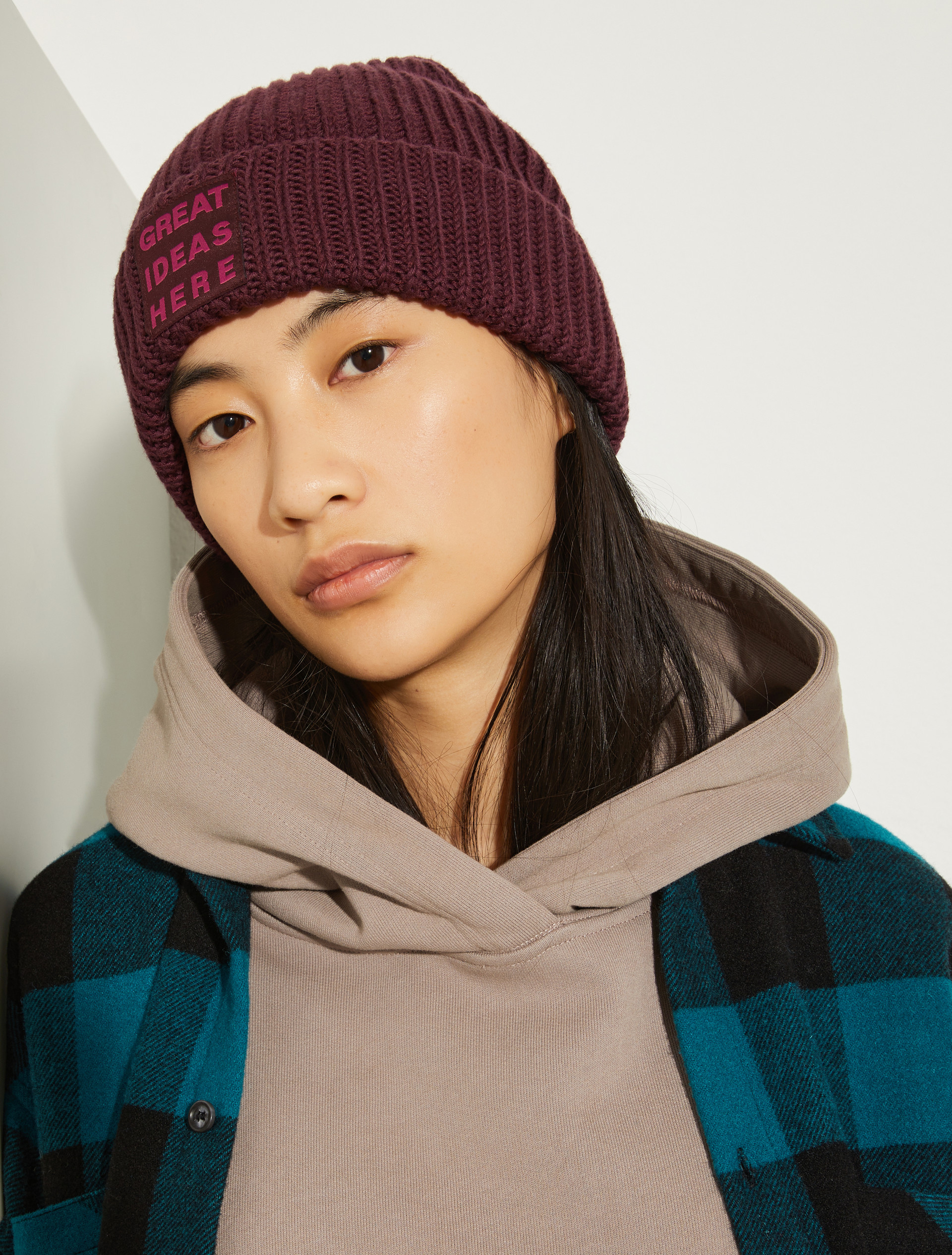 P. Terzini &Co.llaboration beanie, wine-coloured | MAX&Co. P. Terzini &Co.llaboration beanie - WINE-COLOURED - MAX&Co. - 3
