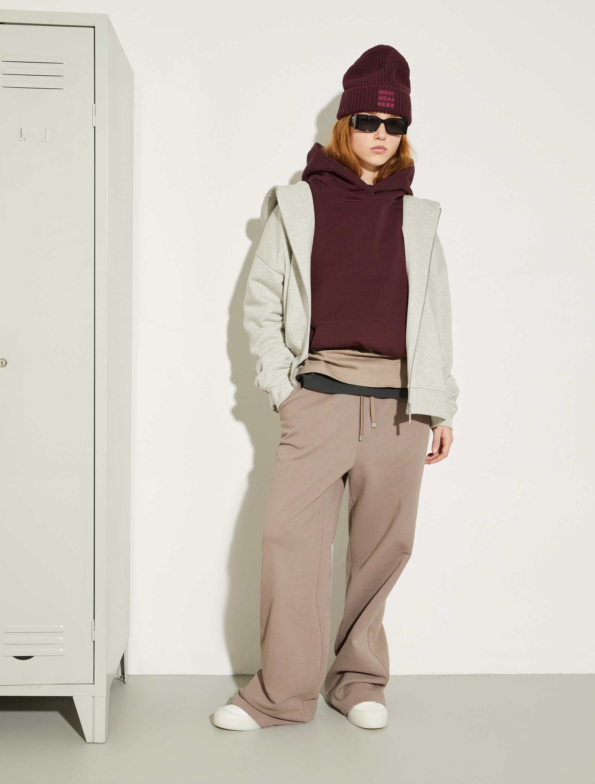 P. Terzini &Co.llaboration hoodie, light grey | MAX&Co. P. Terzini &Co.llaboration hoodie - LIGHT GREY - MAX&Co. - 4