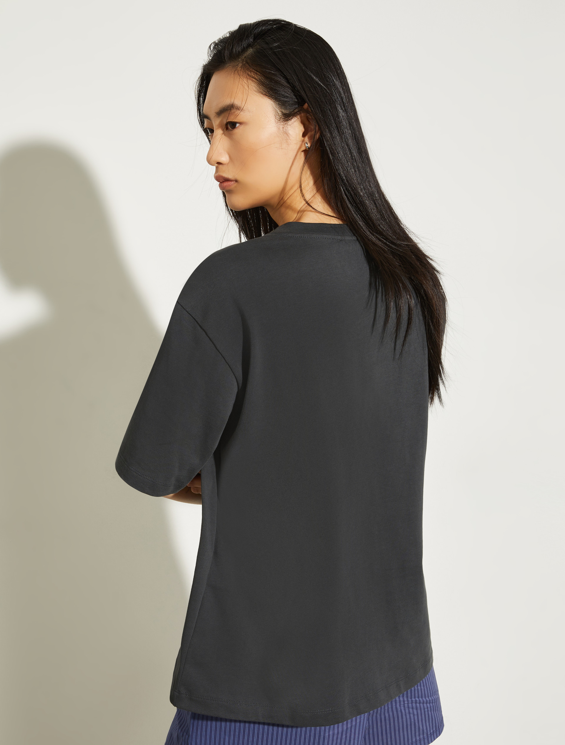 P. Terzini &Co.llaboration T-shirt, graphite | MAX&Co. P. Terzini &Co.llaboration T-shirt - GRAPHITE - MAX&Co. - 2