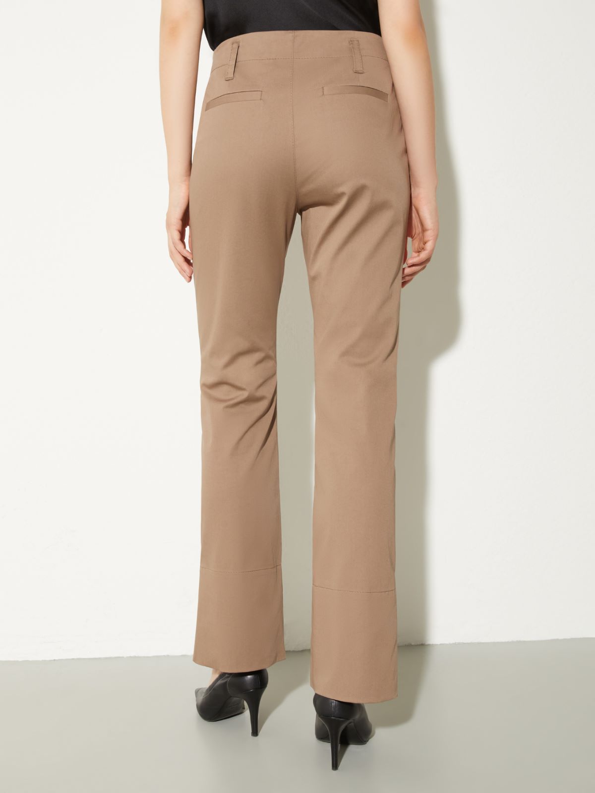 Pantalón de gabardina de algodón - CACAO - MAX&Co. - 2