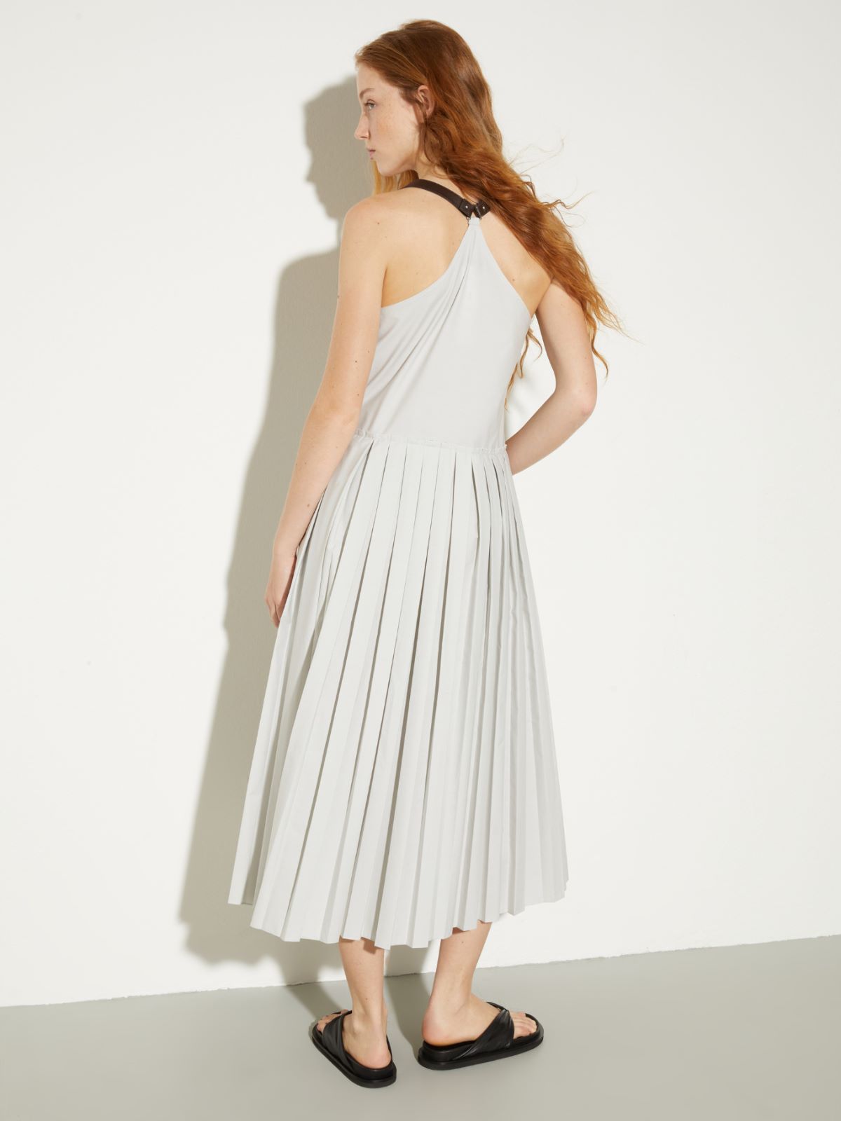 Vestido midi plisado de popelina, hielo | MAX&Co. Vestido midi plisado de popelina - HIELO - MAX&Co. - 2