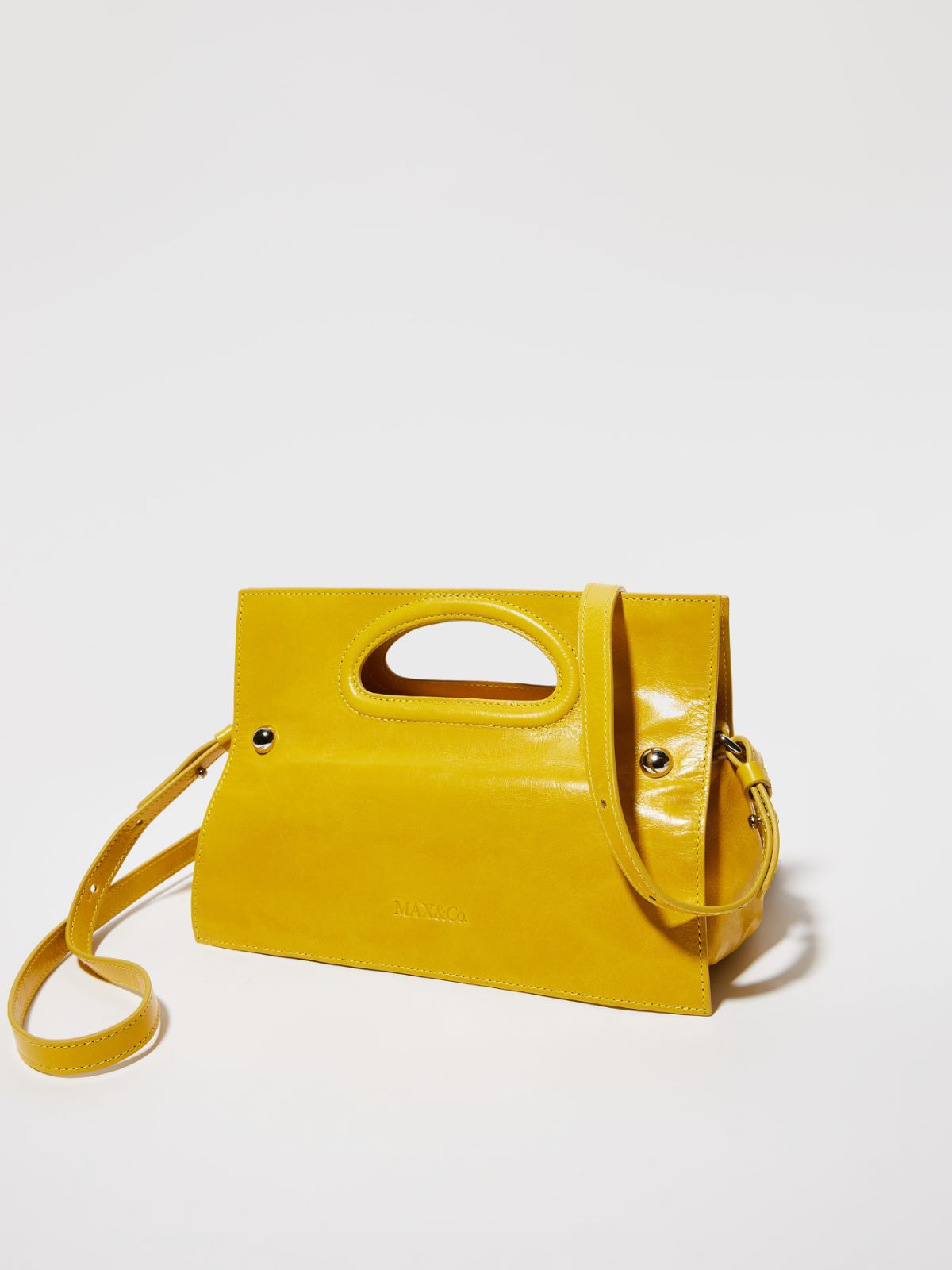 Bookbag glossy-leather bag, yellow | MAX&Co. Bookbag glossy-leather bag - YELLOW - MAX&Co.