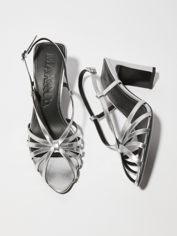 Sandalen aus laminiertem Leder Sandalen aus laminiertem Leder - SILBER - MAX&Co.