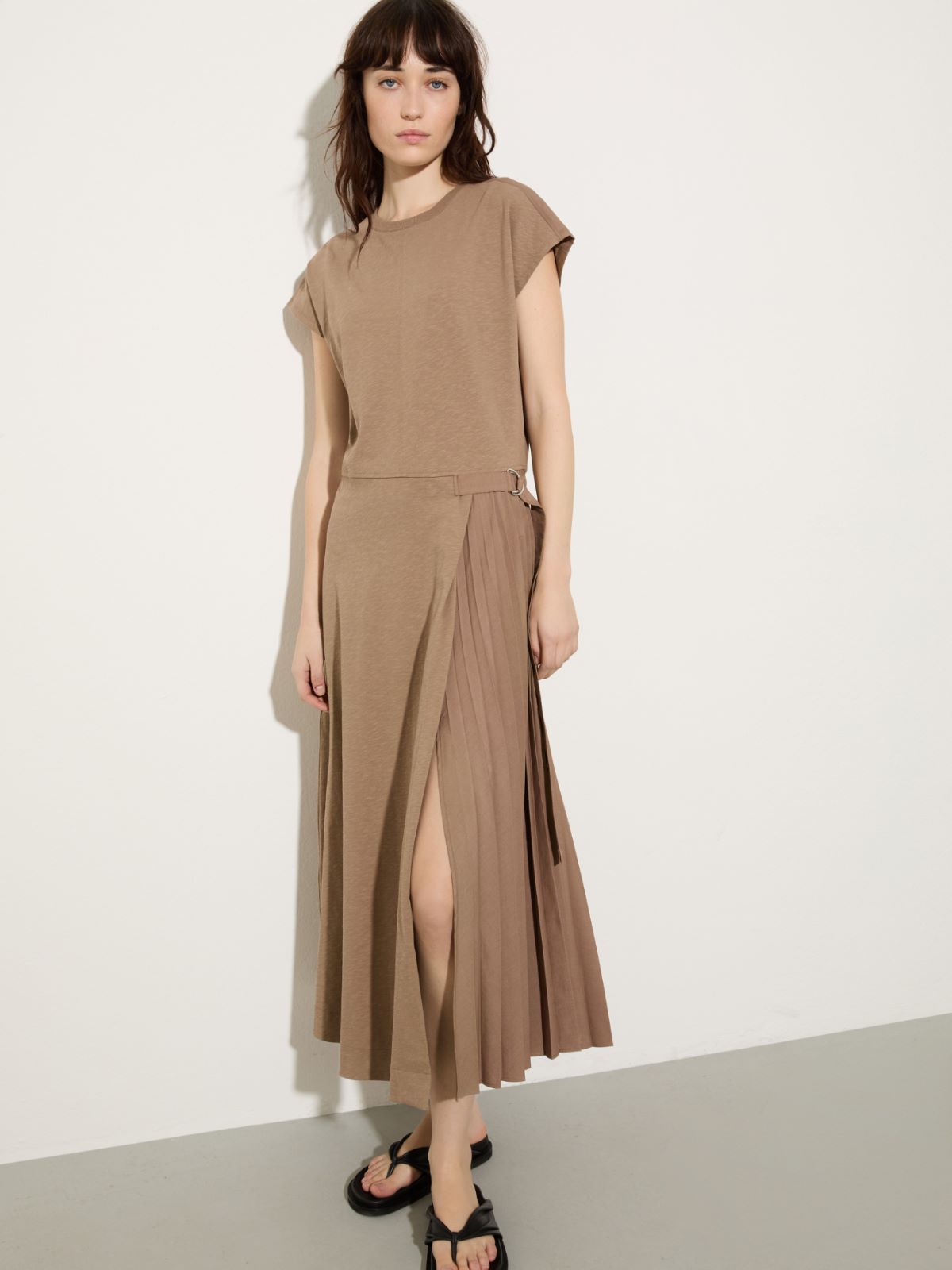 Cotton and linen jersey dress, mud | MAX&Co. Cotton and linen jersey dress - MUD - MAX&Co.