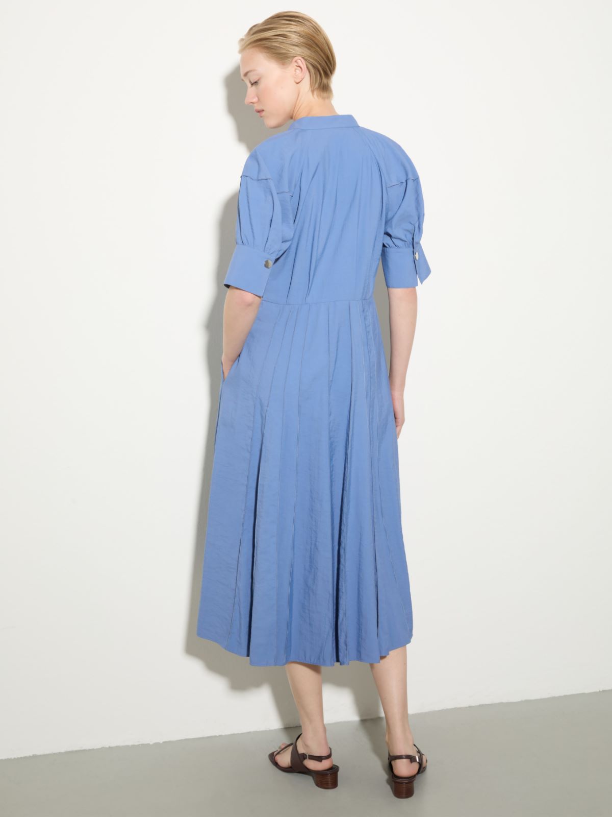 Fluid nylon fit-and-flare dress - AVIO - MAX&Co.