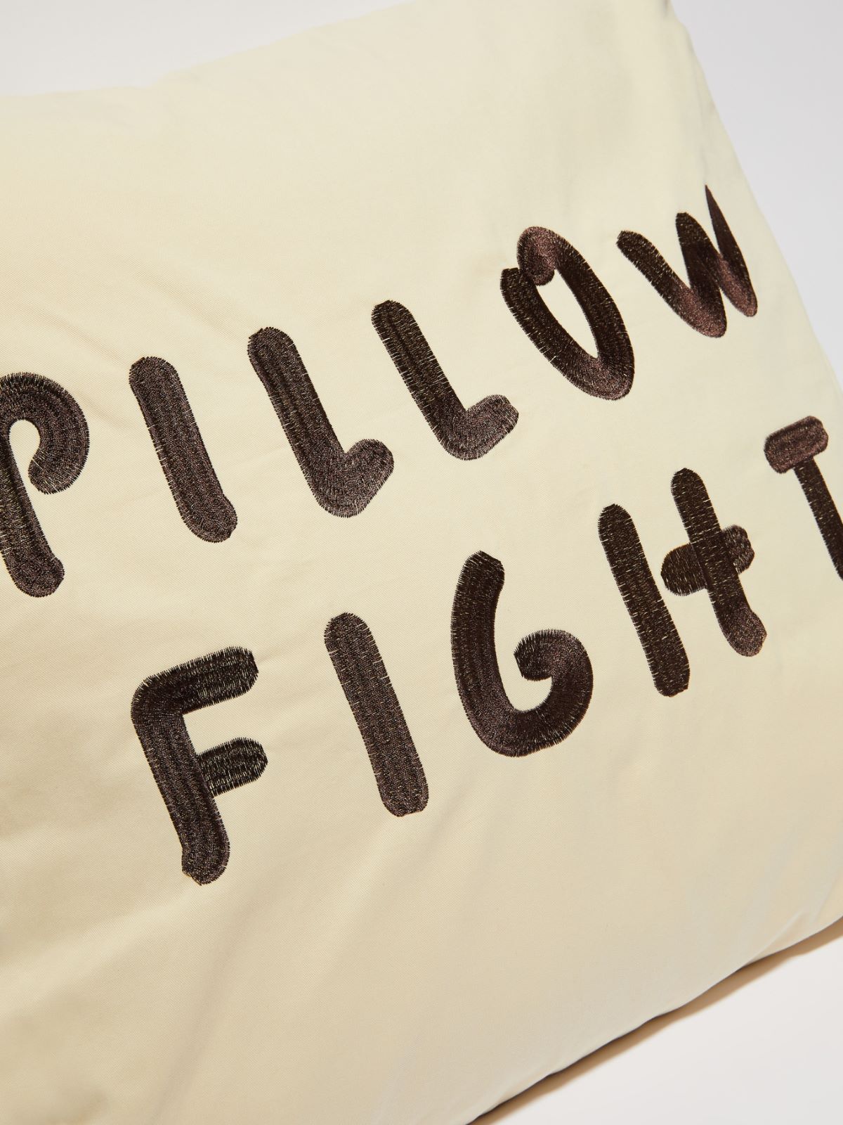 P. Terzini &Co.llaboration cushion - WOOL WHITE - MAX&Co. - 2