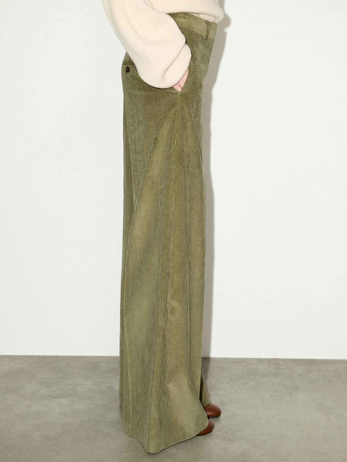 Wide-leg corduroy trousers - KAKI - MAX&Co. - 3