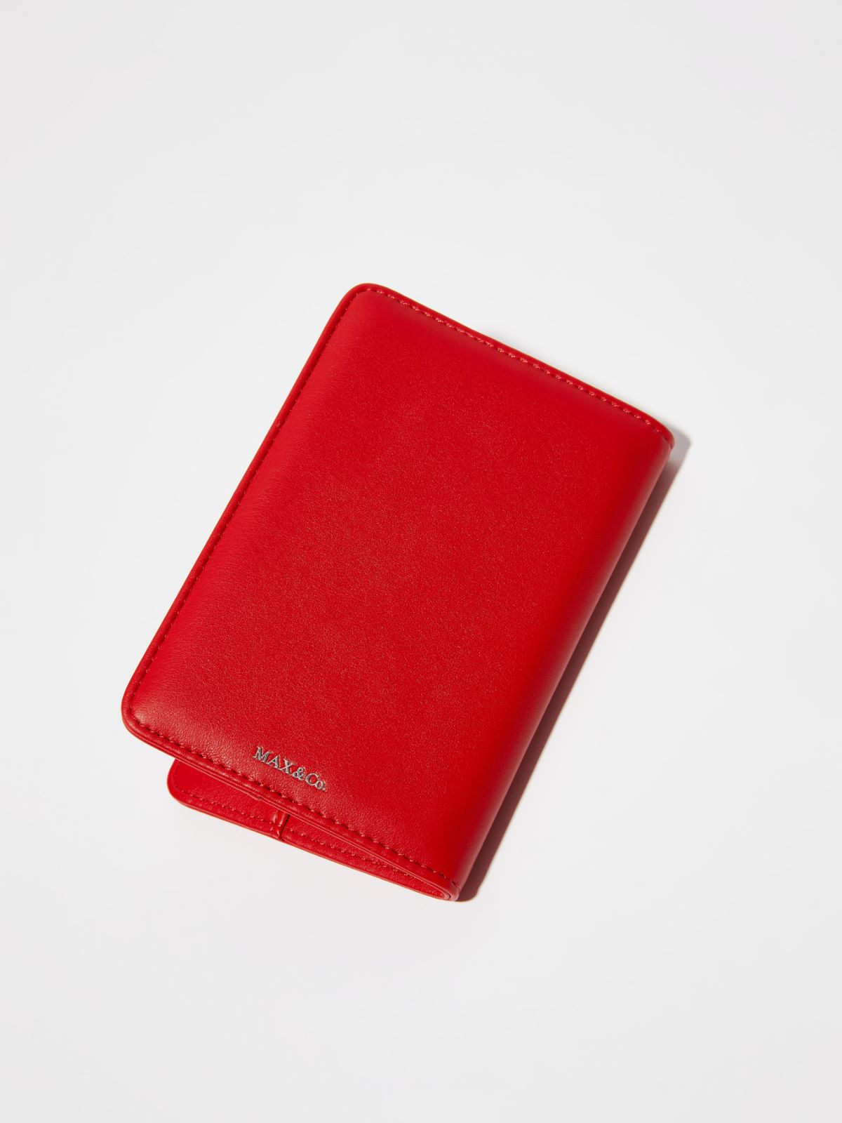 Porte-passeport P. Terzini &Co.llaboration - ROUGE - MAX&Co. - 2