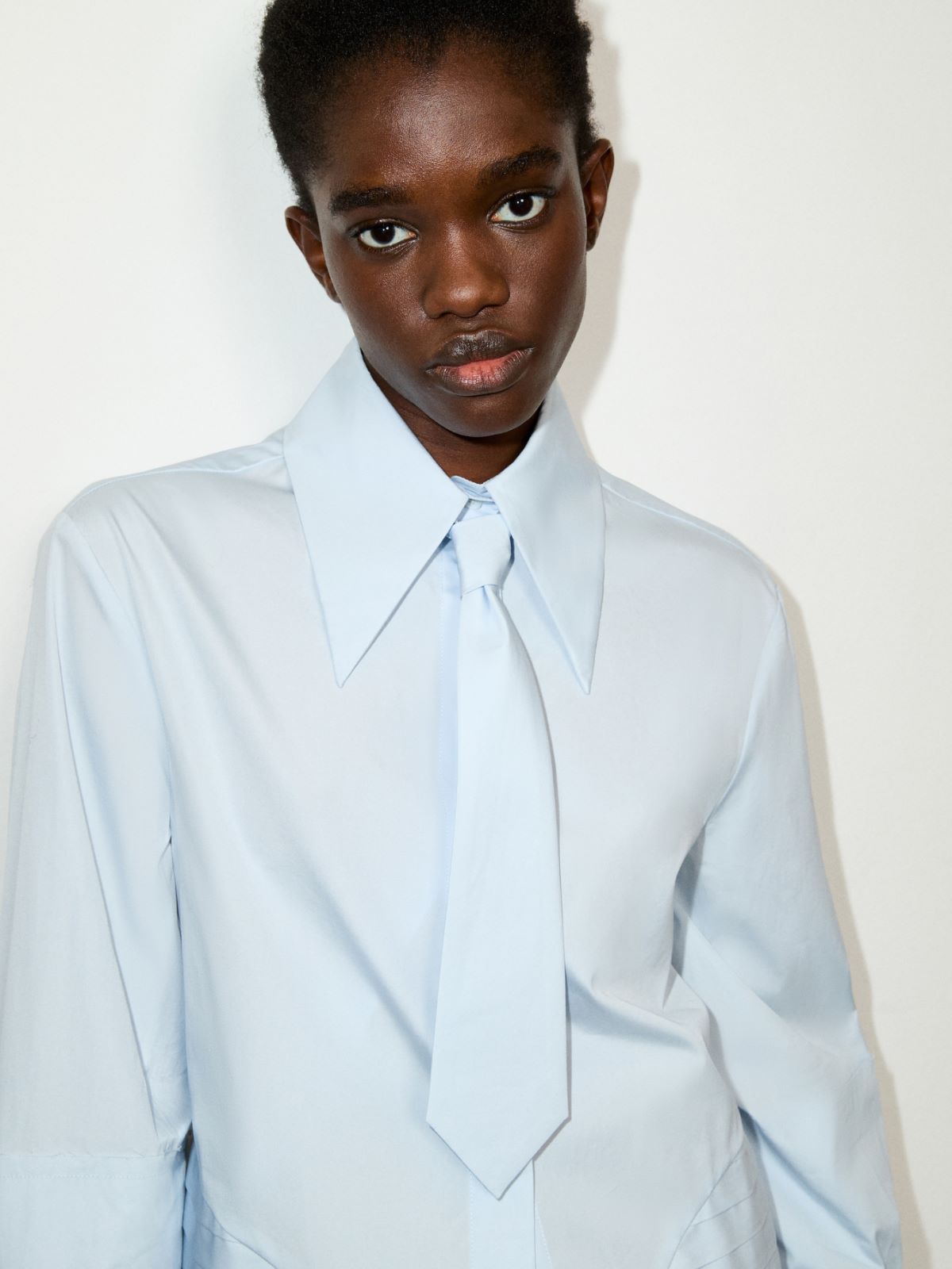 Boxy shirt Sami Miró &Co.llaboration - LIGHT BLUE - MAX&Co. - 3