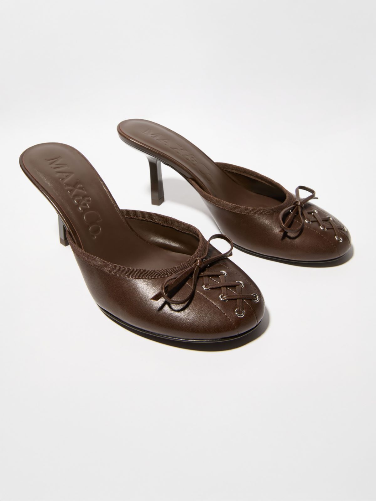 Mules in pelle Sami Miró &Co.llaboration - MARRONE - MAX&Co. - 2