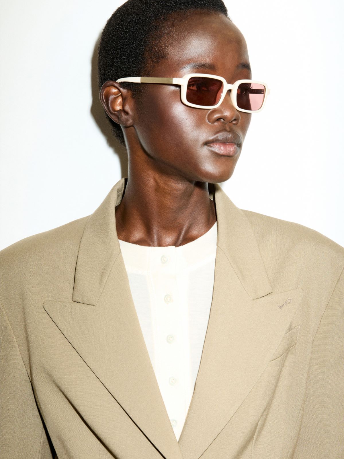 Rectangular injection-moulded glasses - OPTICAL WHITE - MAX&Co.